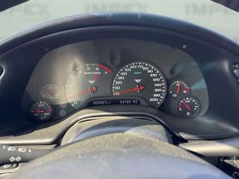 Used 1998 Chevrolet Corvette Coupe w/ Roof Pkg RWD image 14