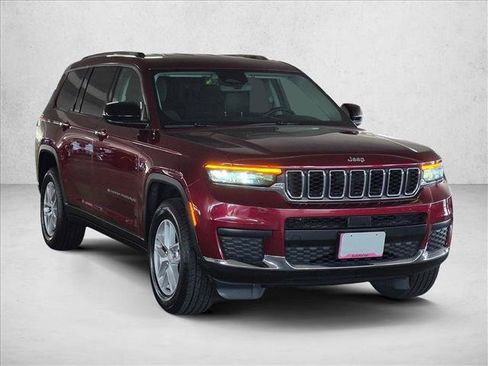 Used 2021 Jeep Grand Cherokee L Laredo w/ Luxury Tech Group I RWD image 3