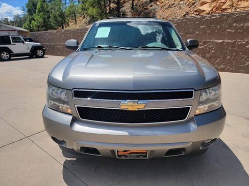 Used 2007 Chevrolet Tahoe LT w/ LT Preferred Equipment Group AWD/4WD image 2