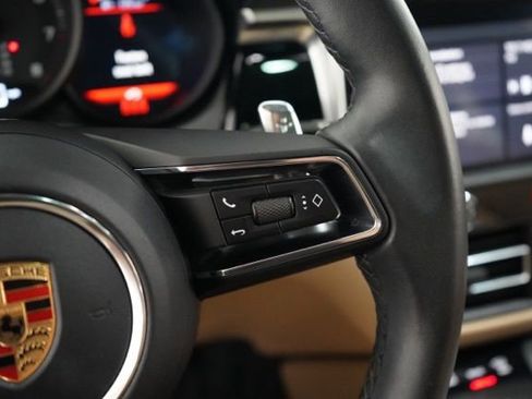 Used 2023 Porsche Macan Turbo AWD/4WD image 21