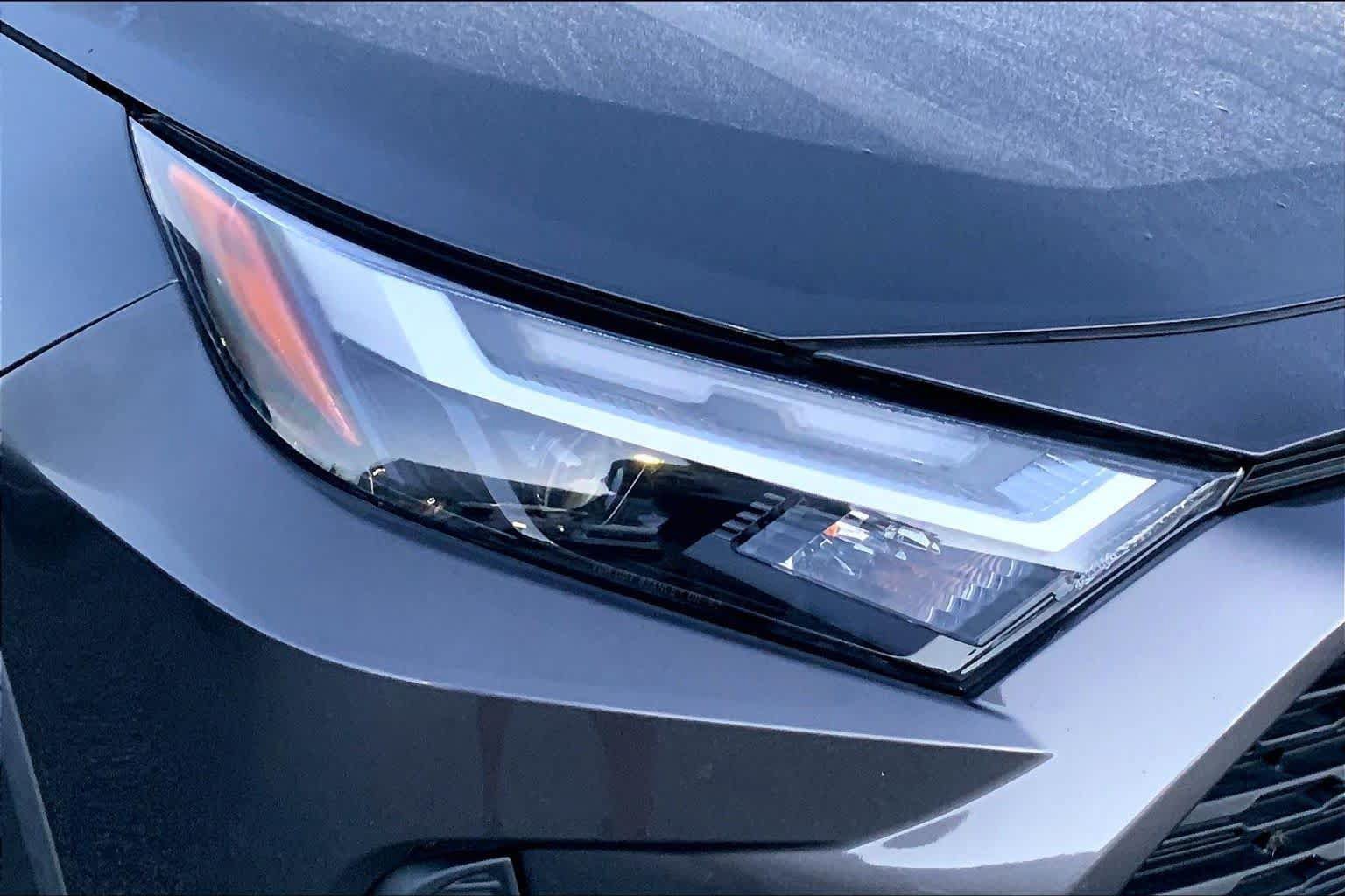 Used 2023 Toyota RAV4 XLE AWD/4WD image 24