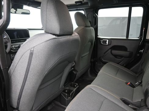 New 2026 Jeep Gladiator Willys image 12