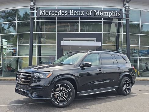 Used 2026 Mercedes-Benz GLS 450 4MATIC image 1