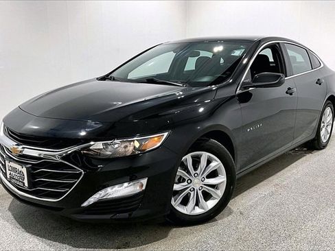 Used 2024 Chevrolet Malibu LT image 3