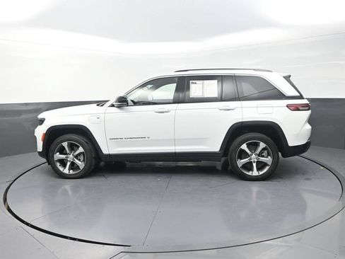 Used 2022 Jeep Grand Cherokee Limited 4xe AWD/4WD image 6