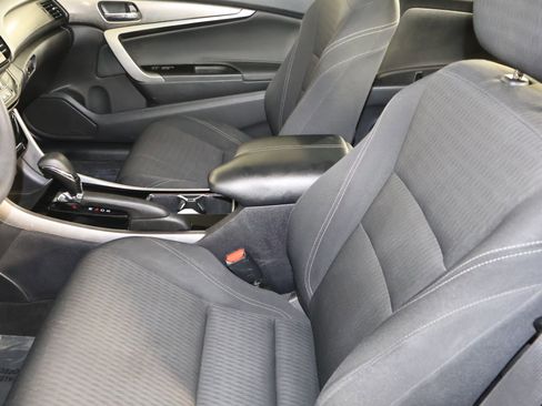 Used 2017 Honda Accord EX image 38