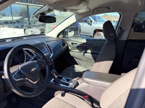 Used 2024 Chevrolet Equinox LT image 11