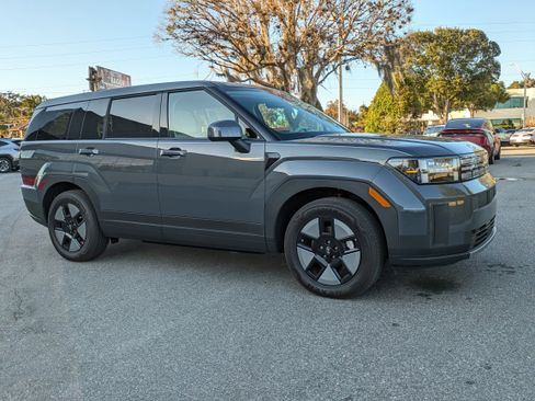 New 2026 Hyundai Santa Fe SE image 2