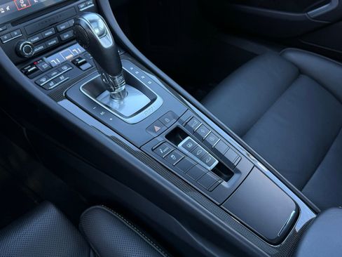 Certified 2019 Porsche 911 Turbo S image 23