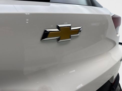 Used 2023 Chevrolet TrailBlazer LT w/ Convenience Package FWD image 21
