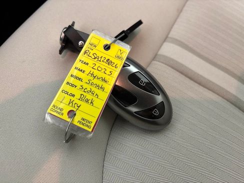 Certified 2025 Hyundai Sonata SEL FWD image 35