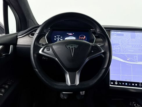Used 2016 Tesla Model X Performance AWD/4WD image 5