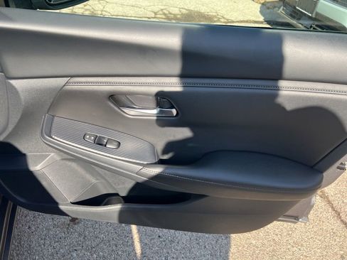 Certified 2024 Nissan Sentra SV image 22