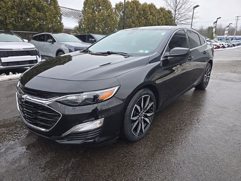 Used 2022 Chevrolet Malibu RS image 3