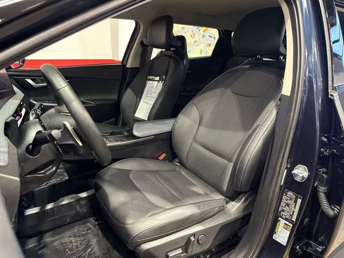 Used 2024 Kia EV6 Light AWD/4WD image 90