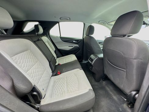 Used 2020 Chevrolet Equinox LT image 18