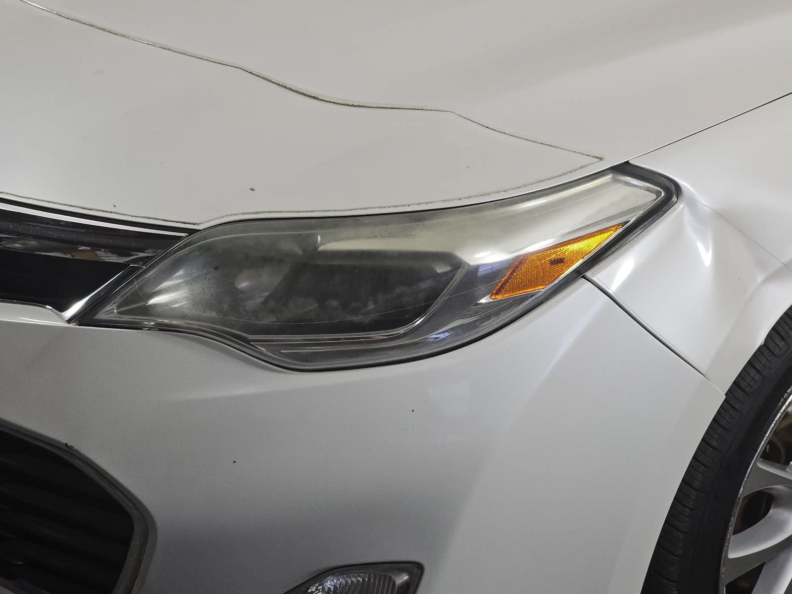 Used 2013 Toyota Avalon XLE Touring FWD image 26