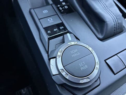 Used 2024 Toyota Tacoma SR5 image 40