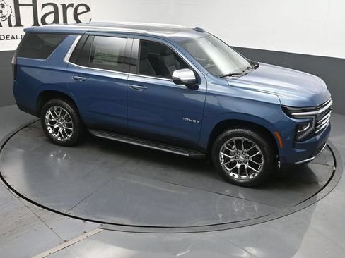 New 2026 Chevrolet Tahoe Premier w/ Sun And Tow Package AWD/4WD image 17