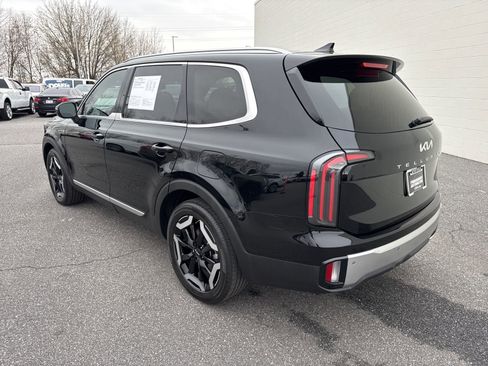 Used 2023 Kia Telluride EX image 5