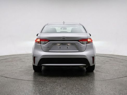 Used 2025 Toyota Corolla LE image 7