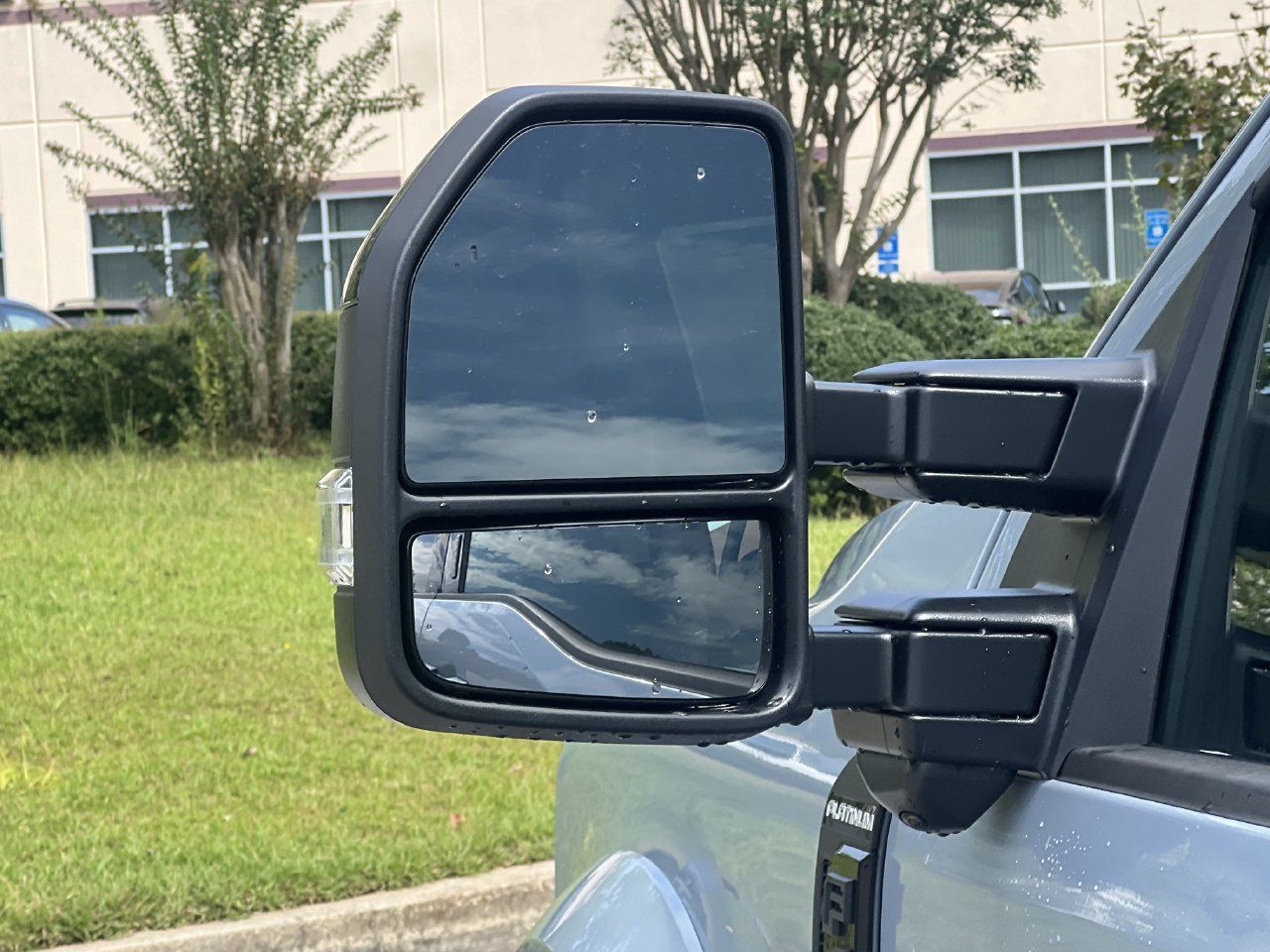 New 2026 Ford F450 Platinum w/ FX4 Off-Road Package AWD/4WD image 28
