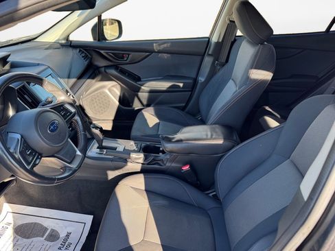 Used 2019 Subaru Crosstrek 2.0i Premium image 11