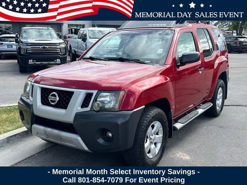 Used 2010 Nissan Xterra S AWD/4WD image 2