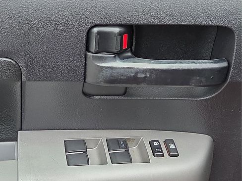 Used 2008 Toyota Tundra SR5 AWD/4WD image 13