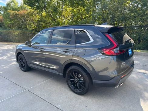 Used 2025 Honda CR-V Sport-L image 3