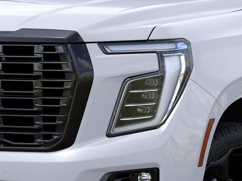 New 2026 GMC Yukon XL Denali Ultimate AWD/4WD image 10