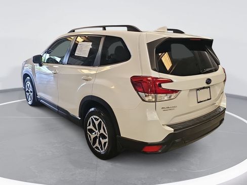 Used 2021 Subaru Forester Premium w/ Popular Package #1 AWD/4WD image 7