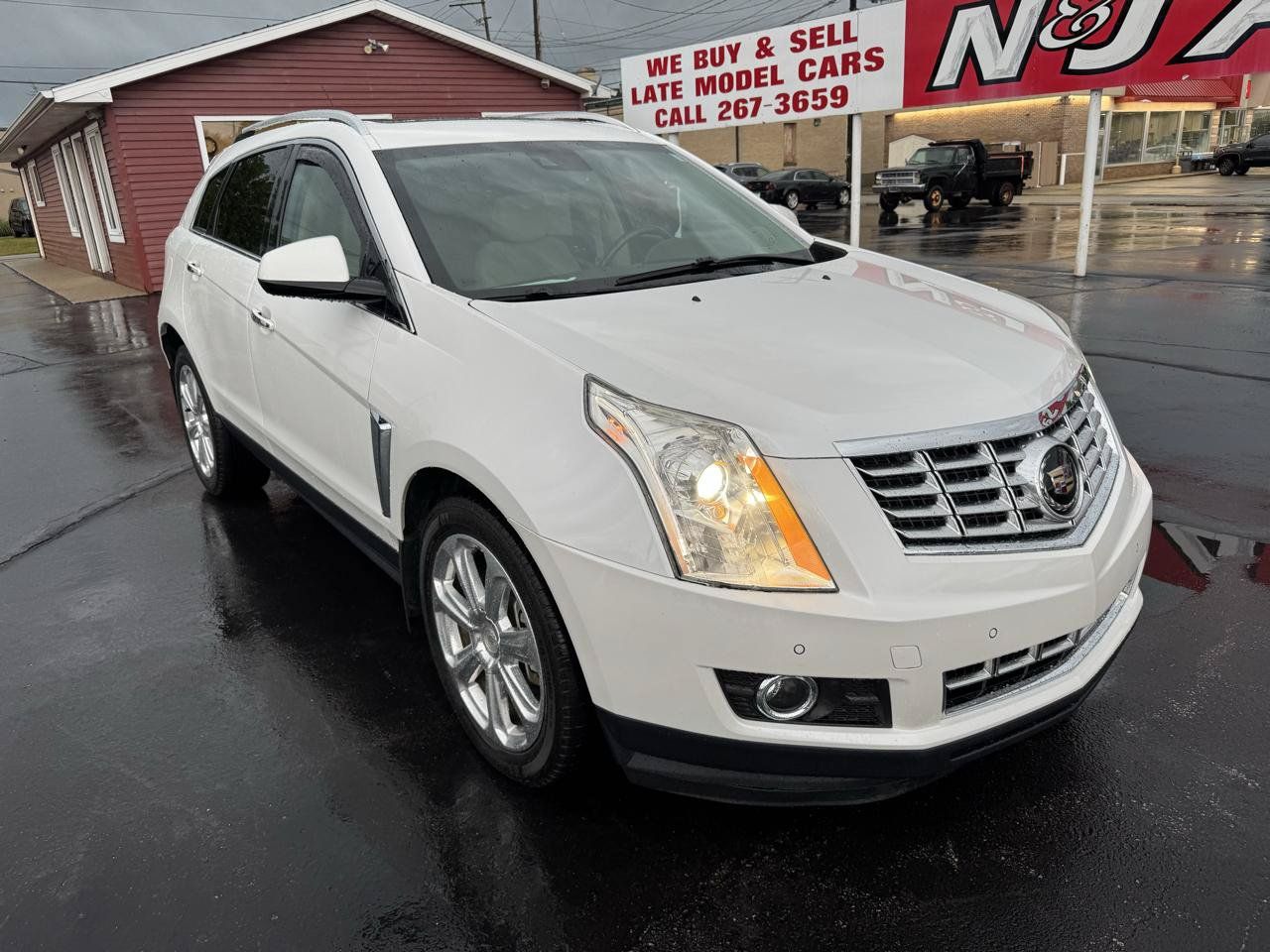 Used 2015 Cadillac SRX Premium w/ Driver Assist Package AWD/4WD image 3