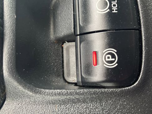 Used 2021 Toyota Corolla LE FWD image 25