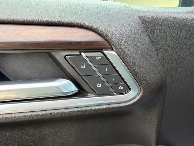 Used 2025 GMC Sierra 1500 SLT RWD image 19