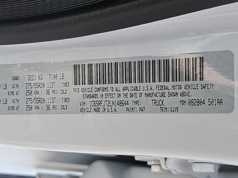 Used 2020 RAM 1500 Laramie AWD/4WD image 37