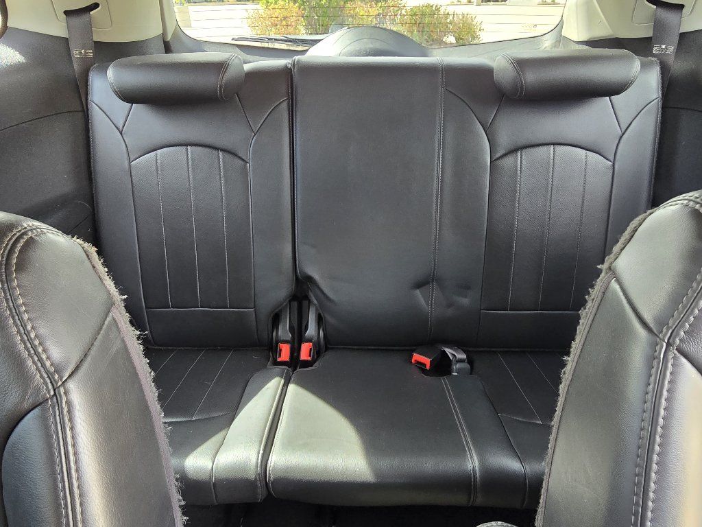 Used 2013 Buick Enclave Leather w/ Trailering Provision Package AWD/4WD image 30
