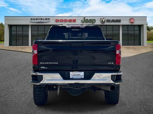 Used 2020 Chevrolet Silverado 3500 LTZ w/ LTZ Plus Package AWD/4WD image 5