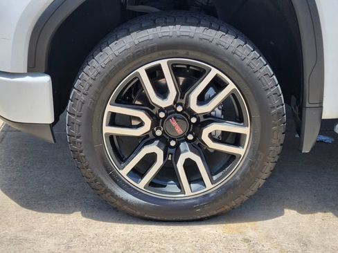 Used 2021 GMC Sierra 1500 AT4 AWD/4WD image 11