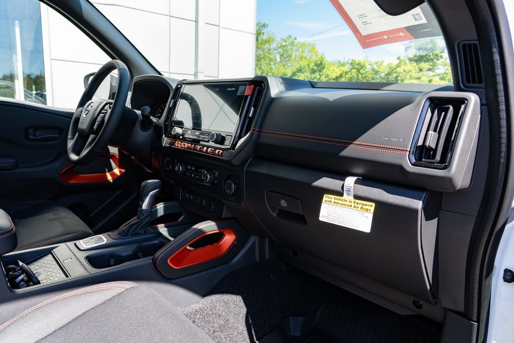 New 2026 Nissan Frontier PRO-4X w/ Pro-4x Convenience Package AWD/4WD image 29