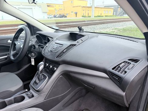 Used 2014 Ford Escape SE FWD image 21