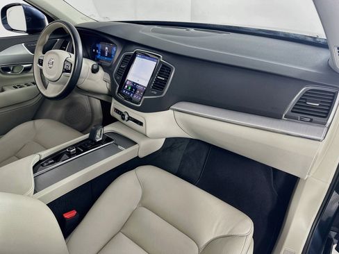 Used 2023 Volvo XC90 B5 Core w/ Protection Package Premier AWD/4WD image 31