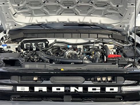 New 2025 Ford Bronco Outer Banks w/ Sasquatch Package image 41