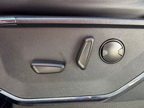 Used 2024 Ford F250 Lariat image 31