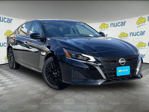 Certified 2025 Nissan Altima 2.5 SV w/ SV Special Edition Package image 1