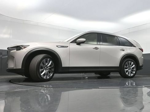 Certified 2026 MAZDA CX-90 3.3 Turbo w/ Preferred Package AWD/4WD image 32