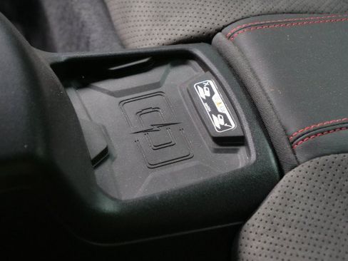 Used 2022 Chevrolet Camaro ZL1 RWD image 22