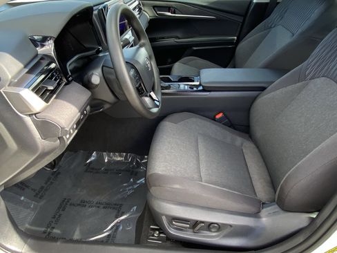 Used 2026 Toyota Camry LE w/ Convenience Package FWD image 26