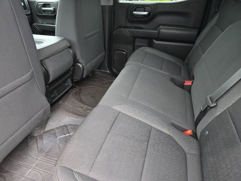 Used 2022 Chevrolet Silverado 1500 Custom AWD/4WD image 4