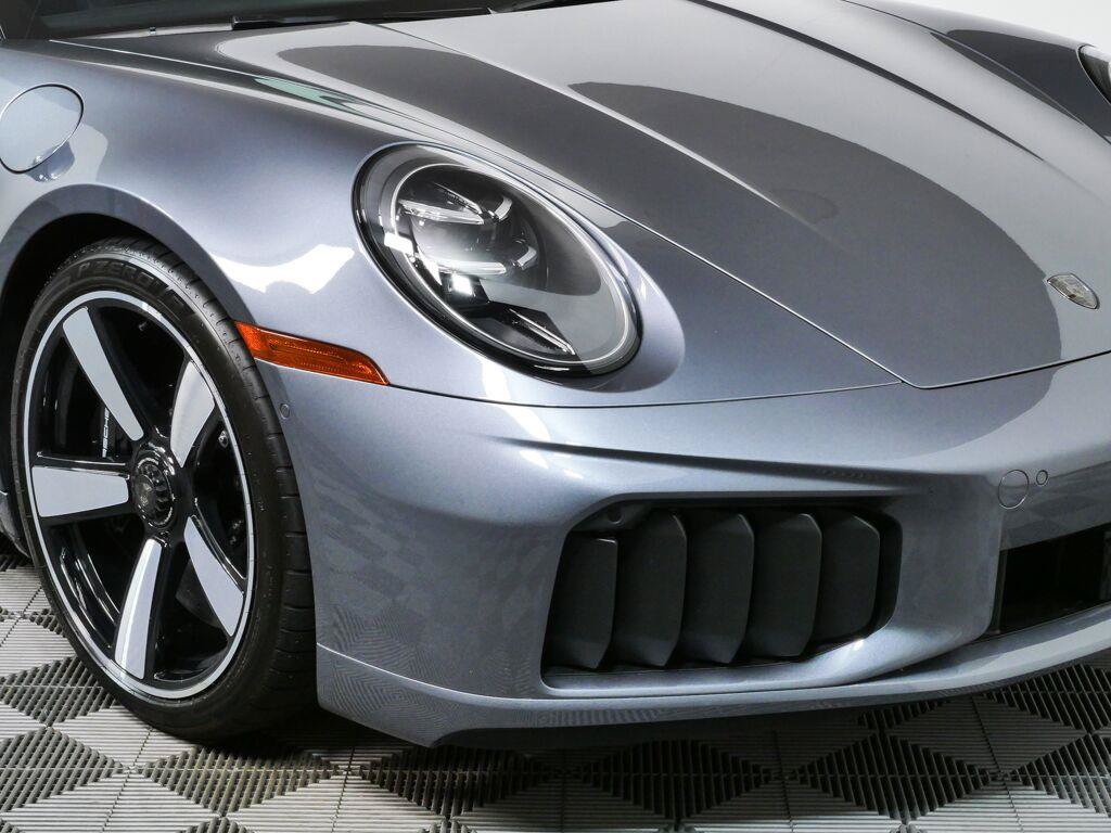 Certified 2026 Porsche 911 Turbo S AWD/4WD image 31